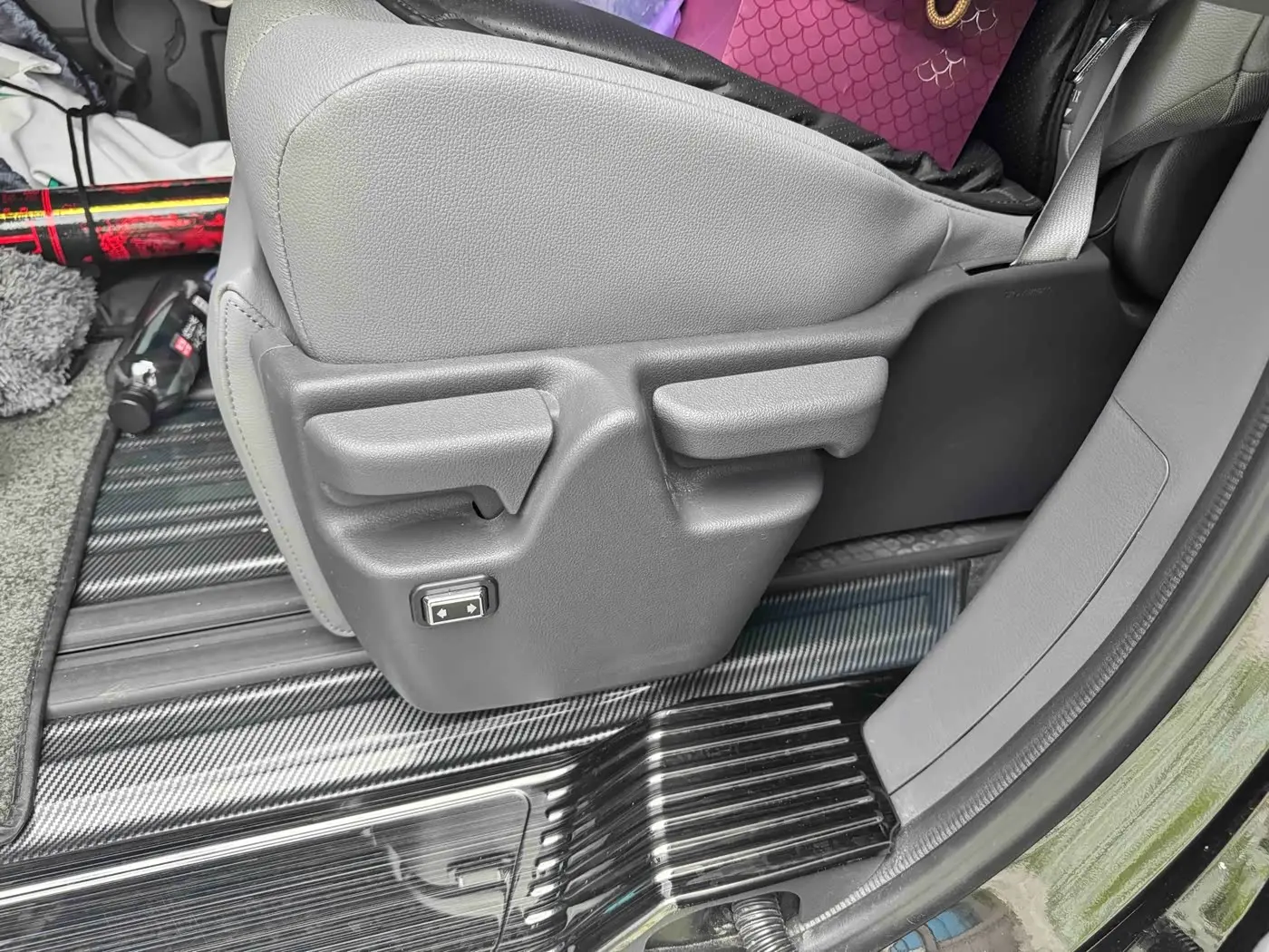 Toyota Granvia 2024 — Photo 7/9