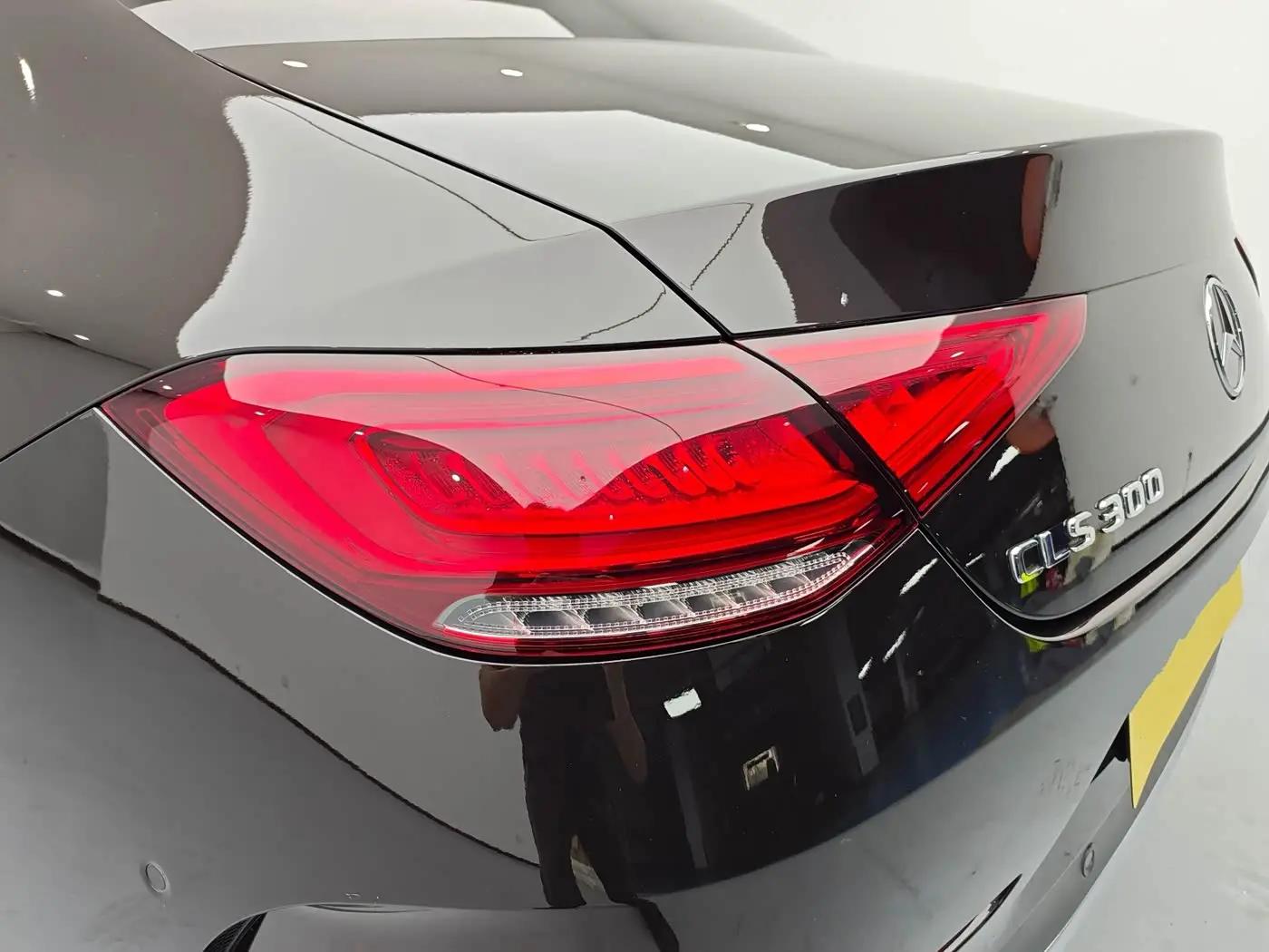 Mercedes-Benz CLS 2019 — Photo 4/17