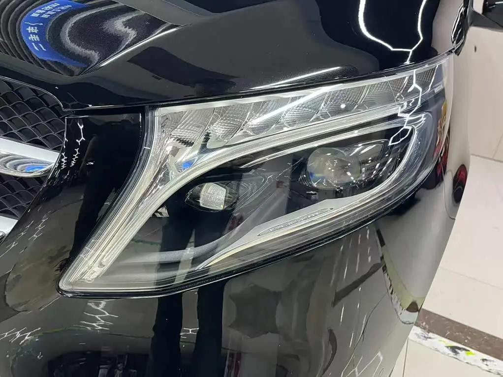 Mercedes-Benz V-Class 2022 — Şəkil 14/15