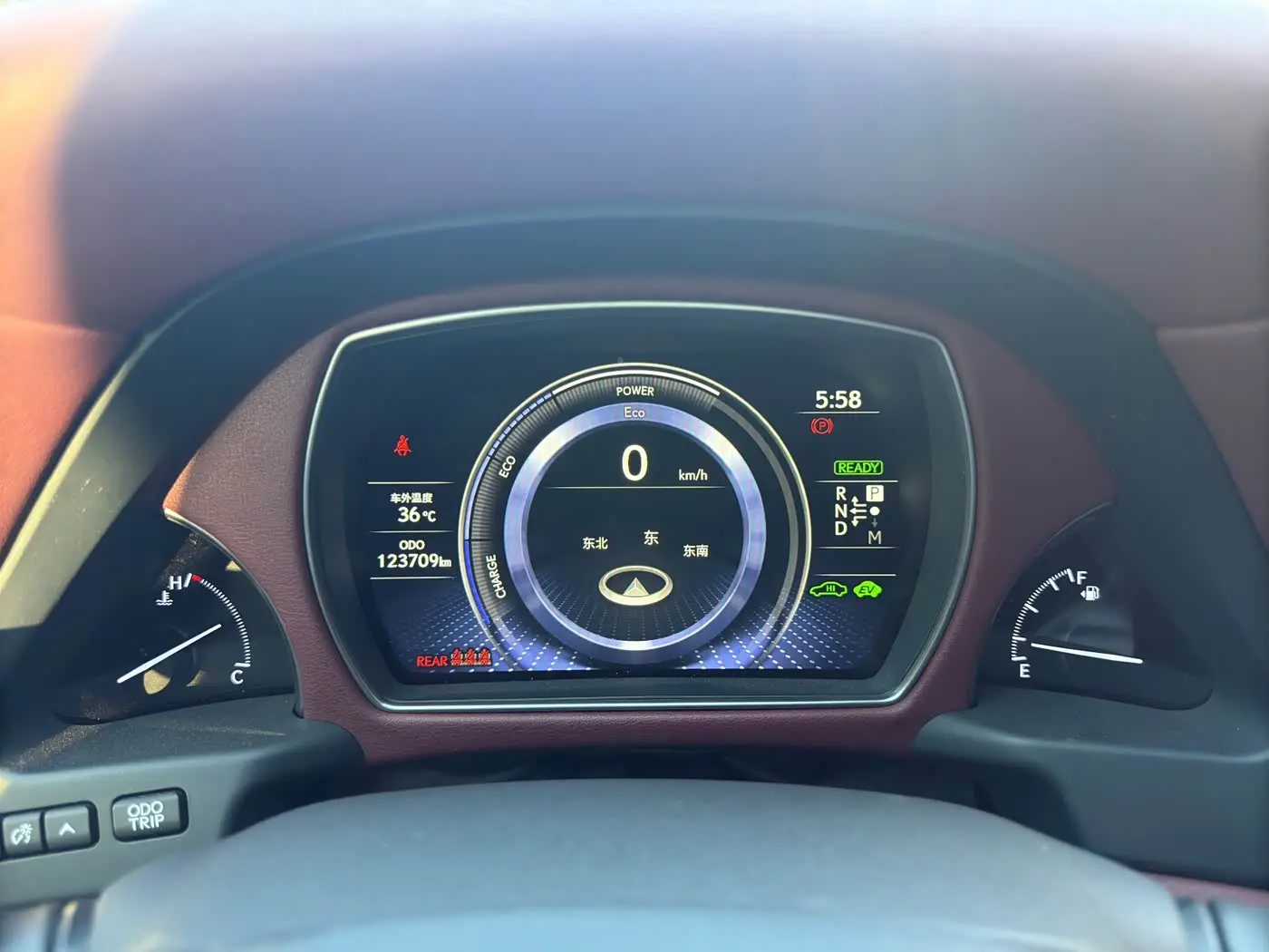 Lexus LS 2021 — Photo 10/10