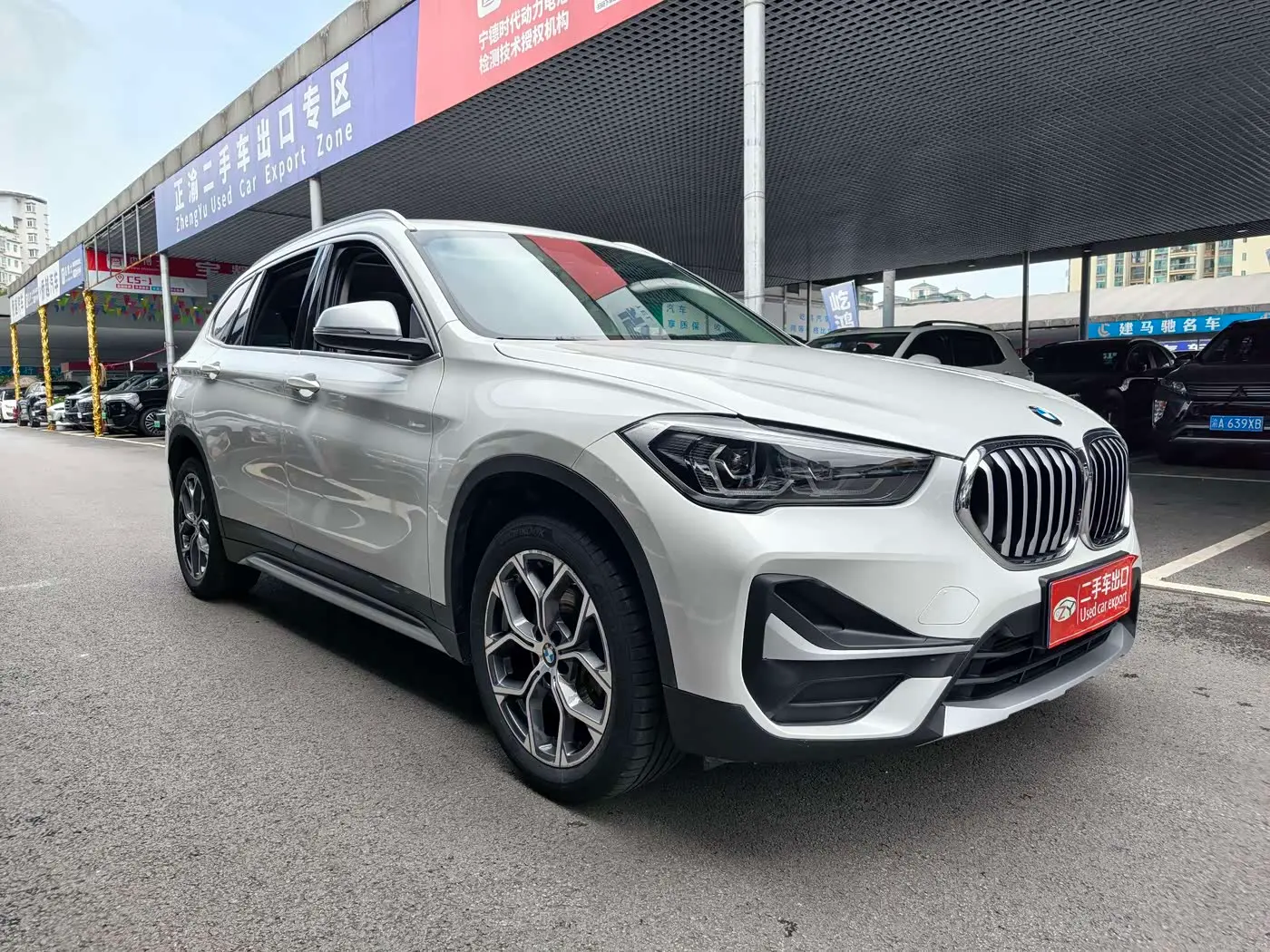 BMW X1 2022 — Photo 3/18