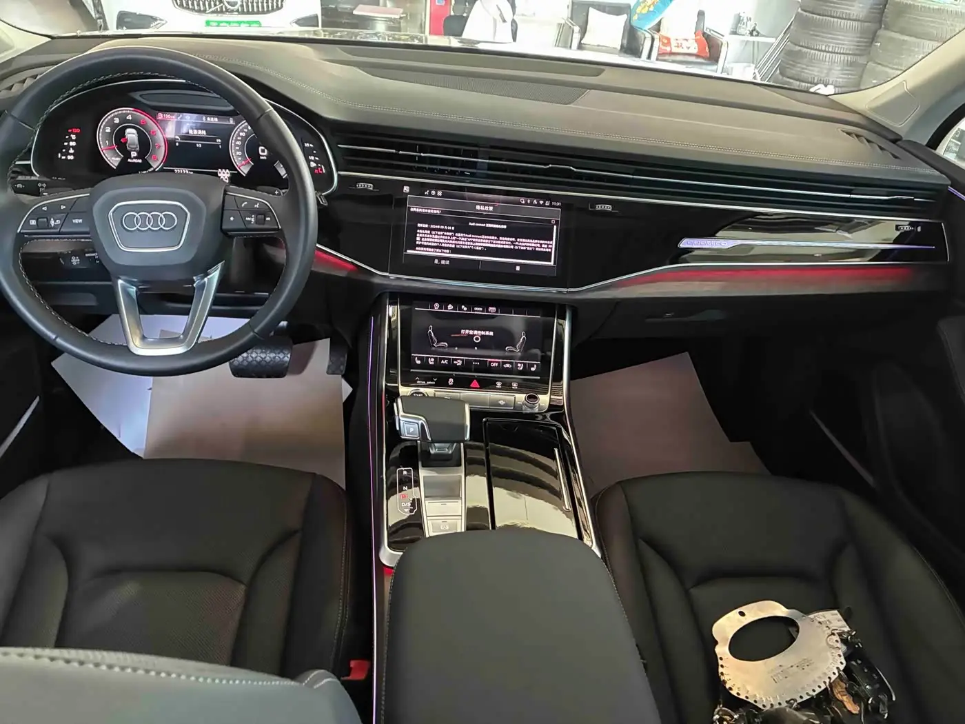 Audi Q7 2025 — Фото 10/13