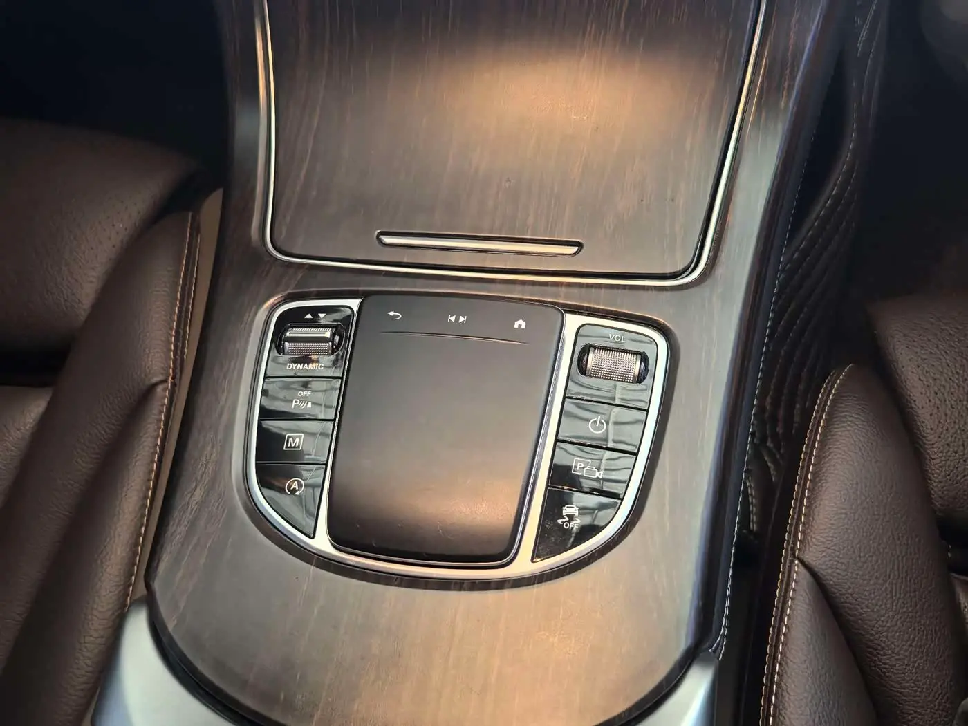 Mercedes-Benz GLC 2022 — Şəkil 13/19