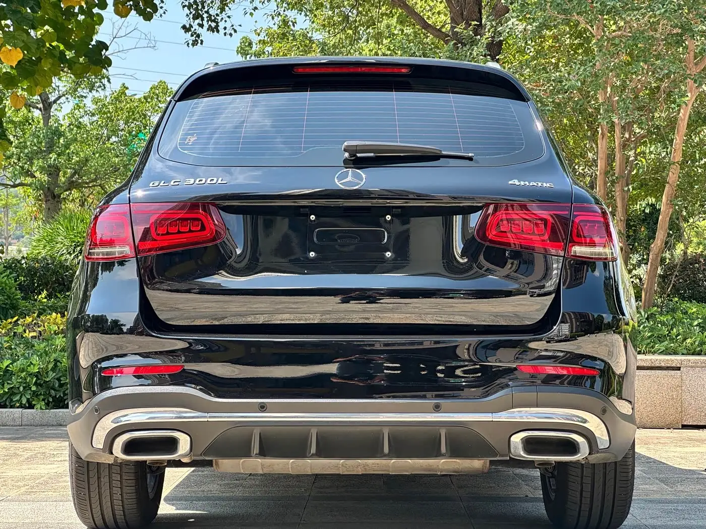Mercedes-Benz GLC 2022 — Photo 8/9