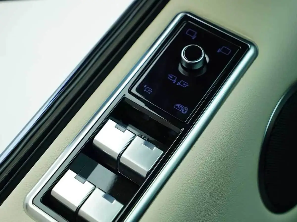 Land Rover Range Rover Sport 2014 — Photo 7/10