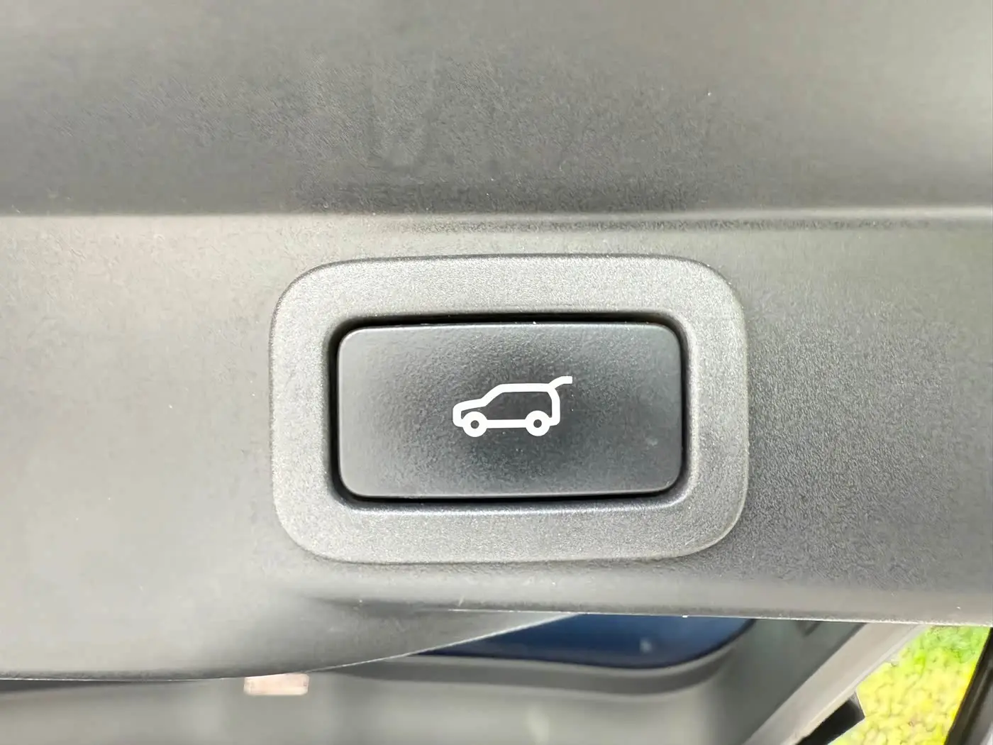 Land Rover Range Rover Sport 2018 — Photo 11/16
