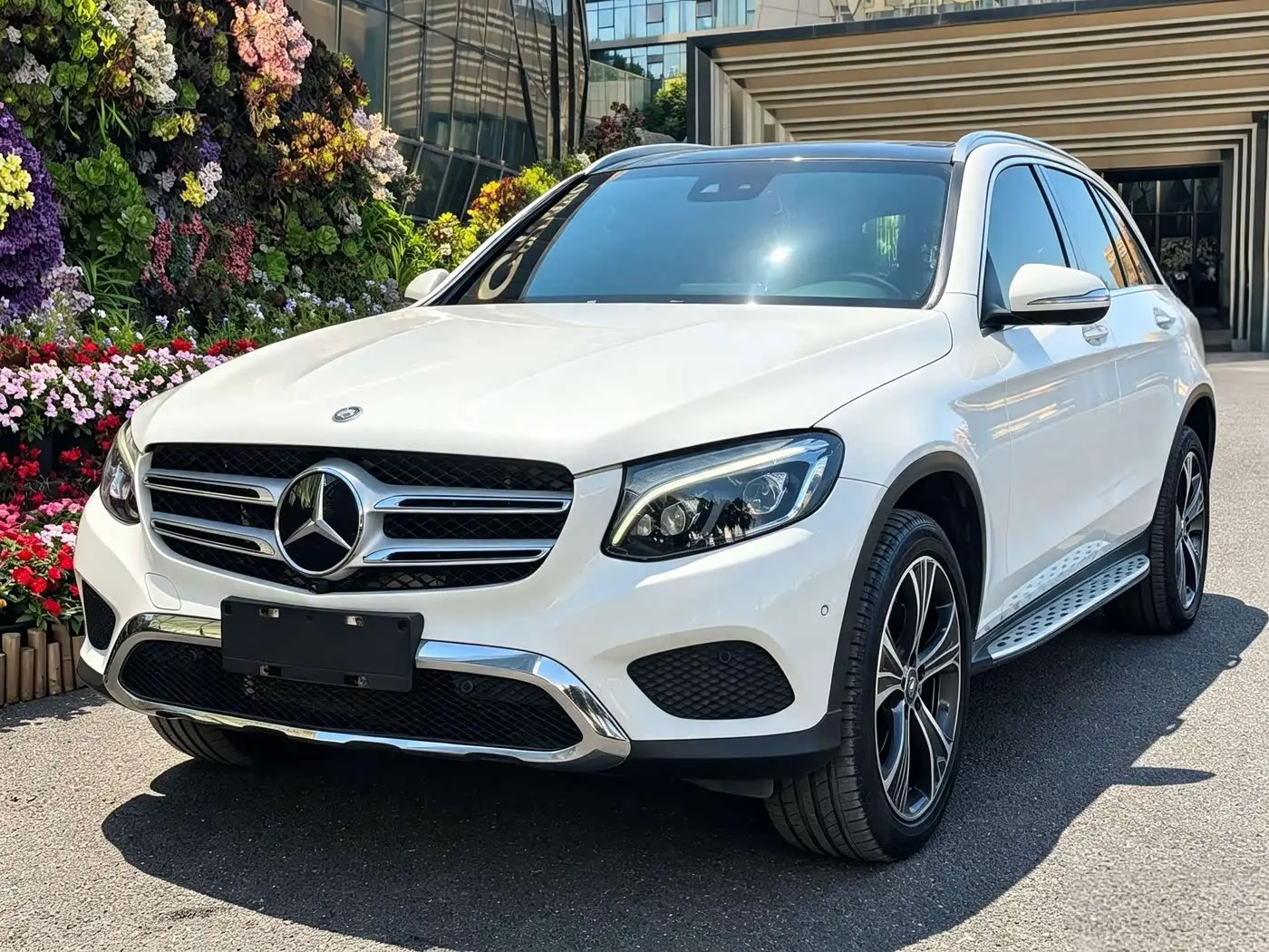 Mercedes-Benz GLC 2016 — Фото 1/16