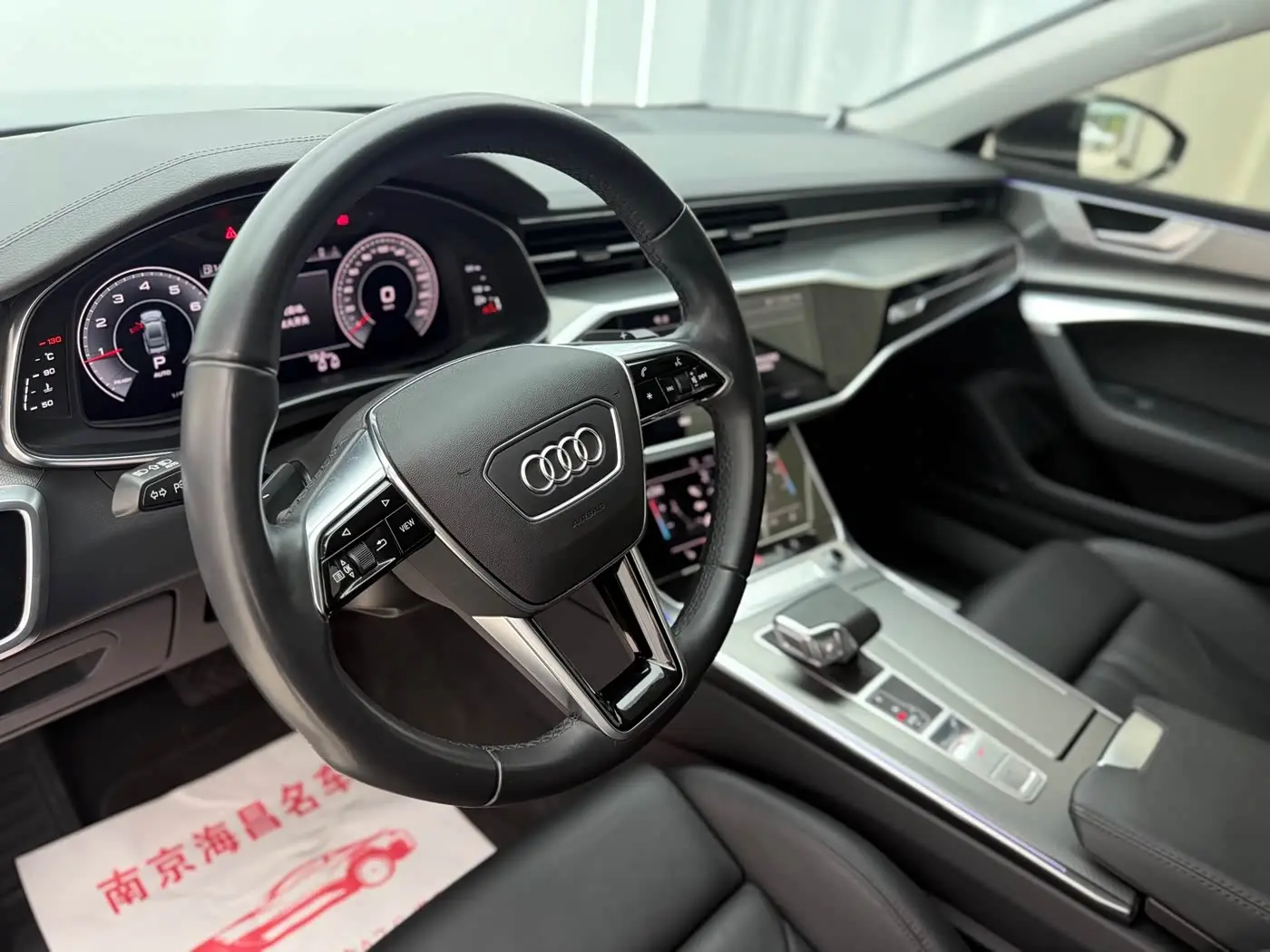 Audi A7 2022 — Фото 4/10