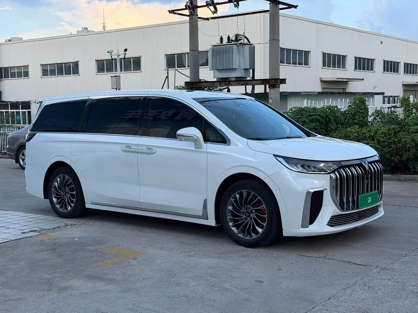 Voyah Auto Voyah Dreamer 2023 — Şəkil 3/16