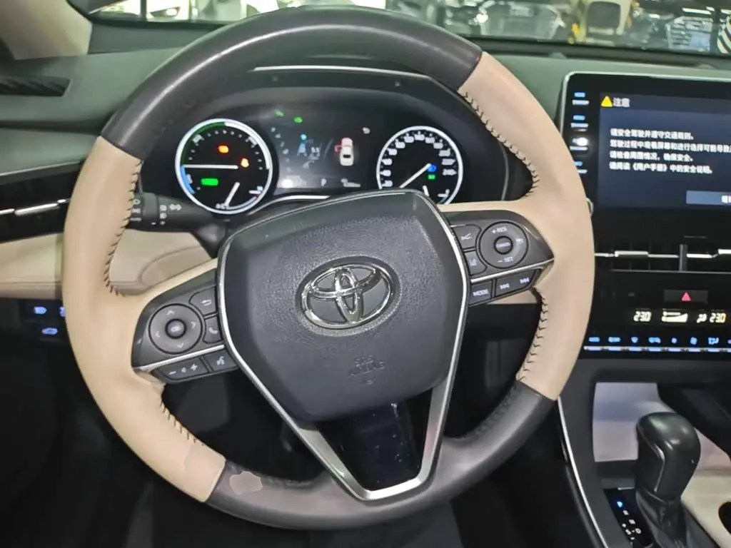 Toyota Avalon 2020 — Photo 11/20