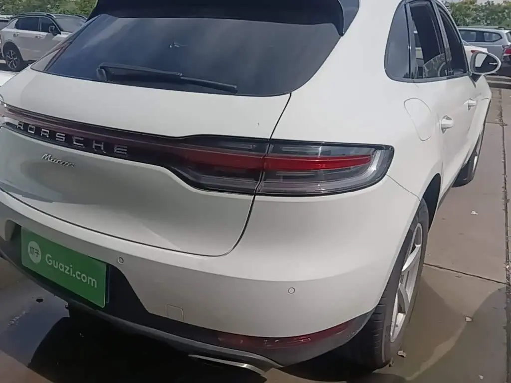 Porsche Macan 2019 — Şəkil 8/20