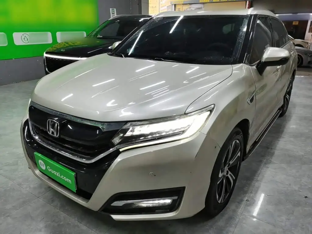 Honda UR-V 2018 — Фото 1/19