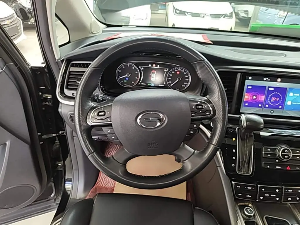 GAC Trumpchi Trumpchi M8 2020 — Фото 7/20