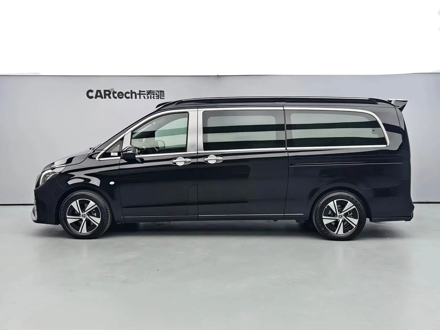 Mercedes-Benz Vito 2026 — Photo 3/20