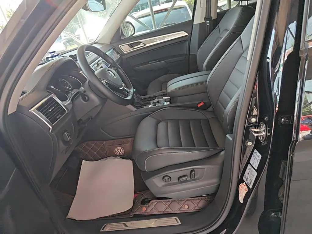 Volkswagen Teramont 2019 — Фото 15/20