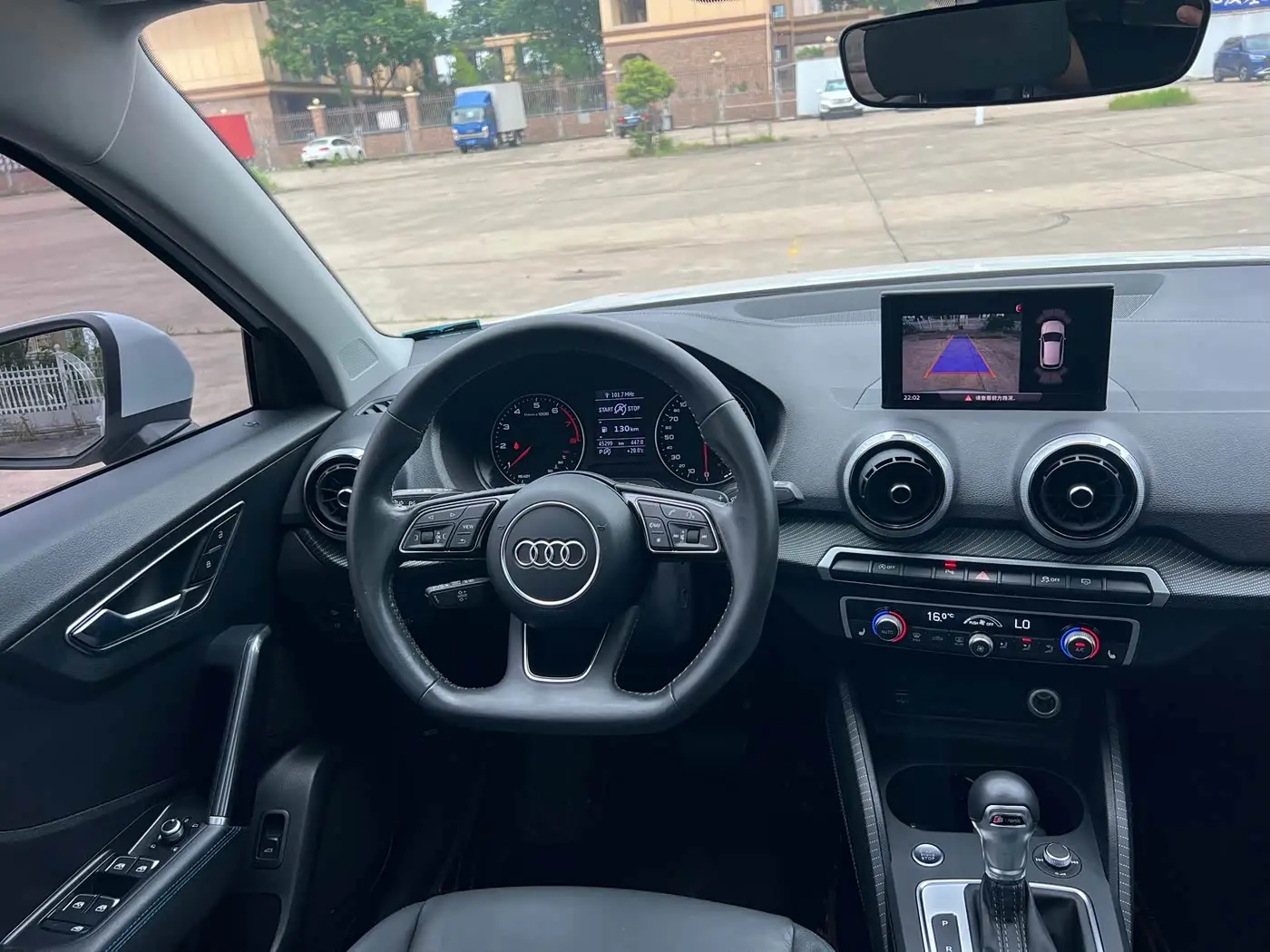 Audi Q2L 2022 — Photo 6/13