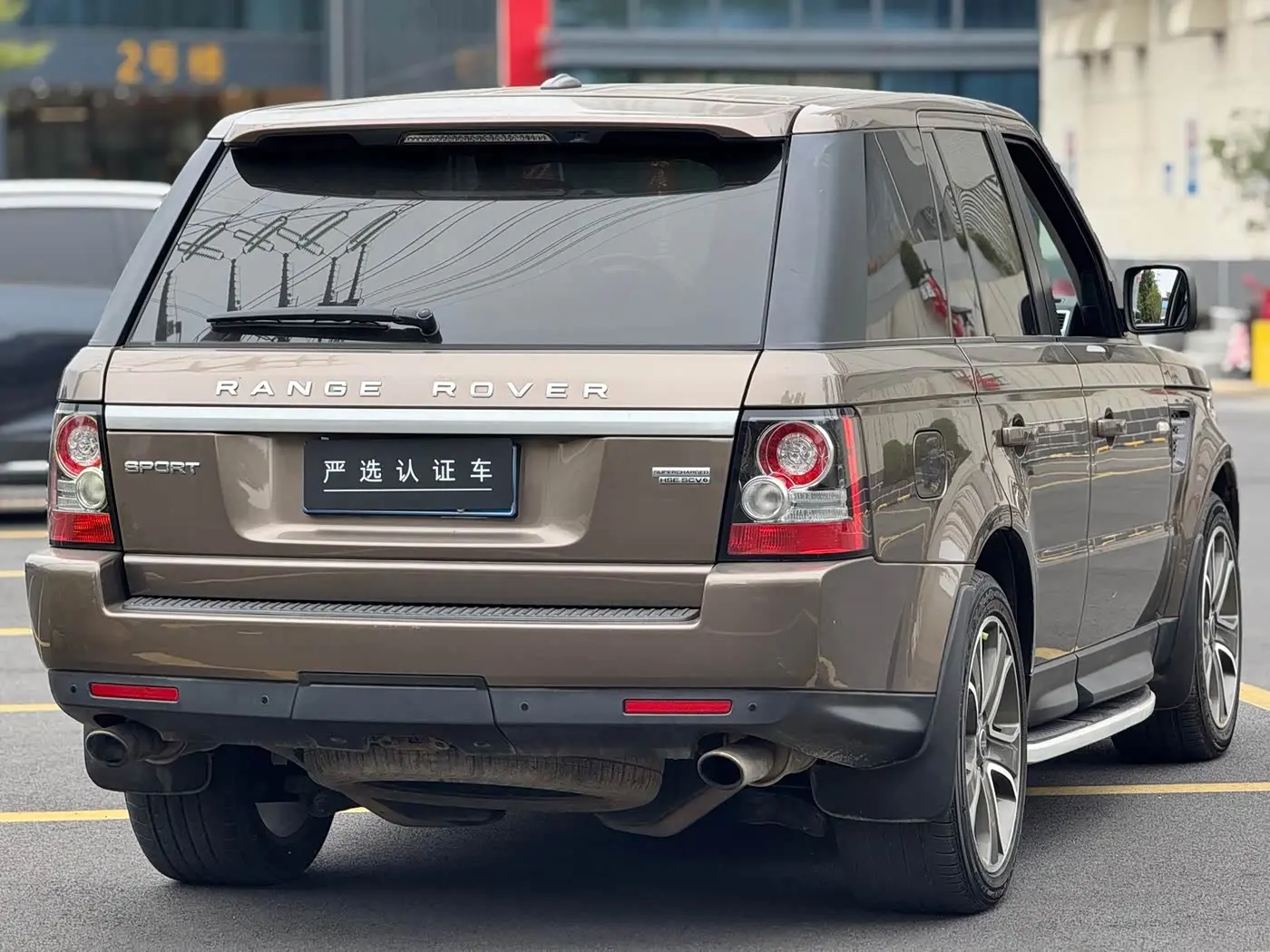Land Rover Range Rover Sport 2011 — Фото 4/20
