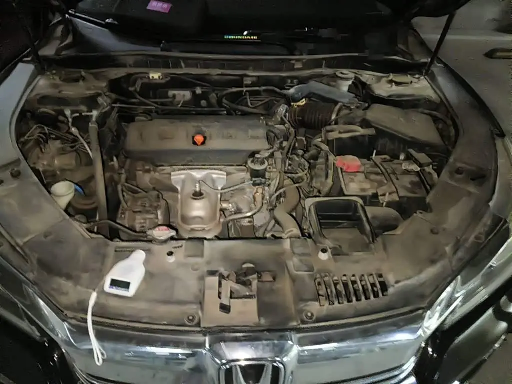 Honda Accord 2018 — Фото 9/15