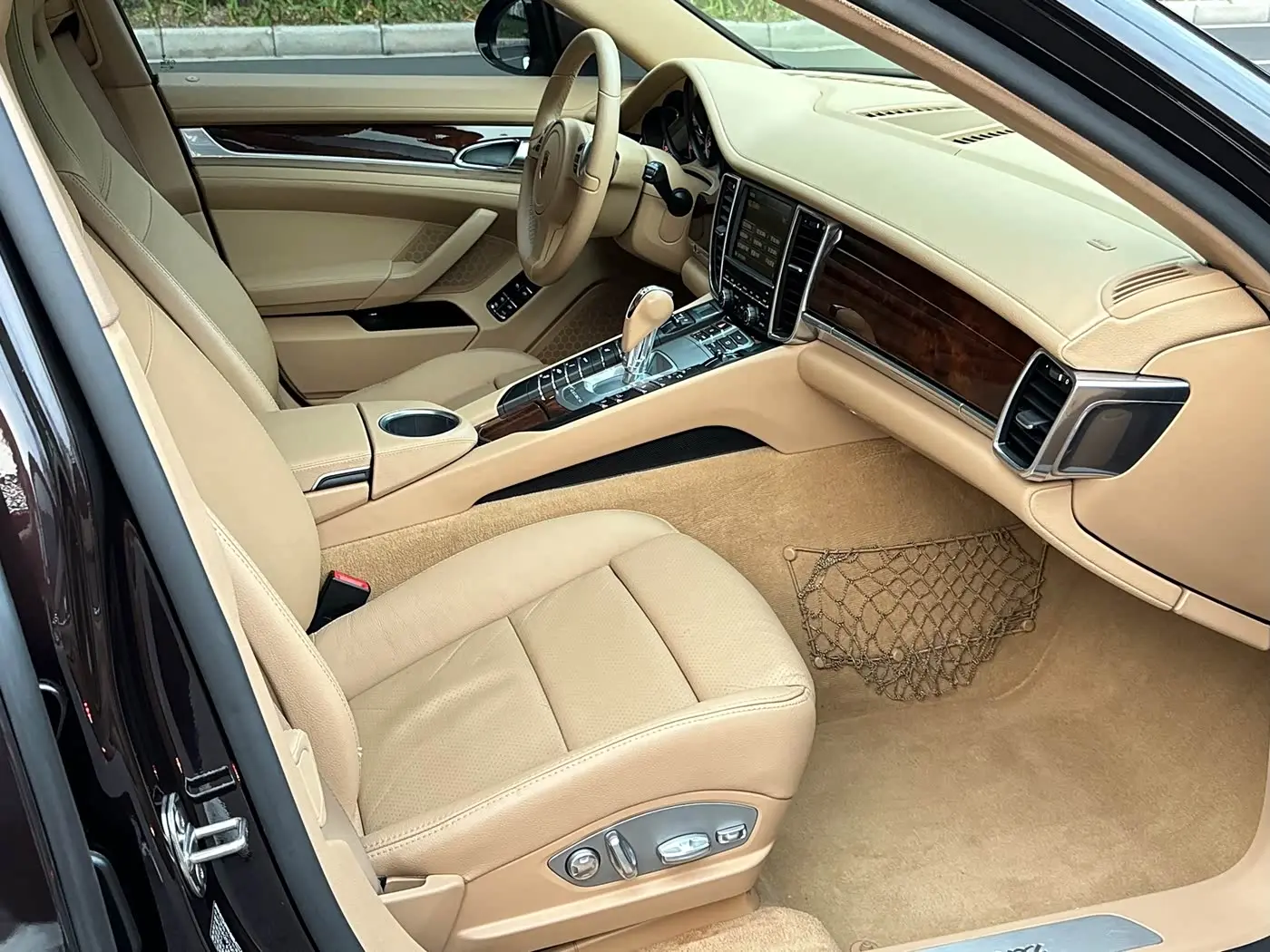 Porsche Panamera 2012 — ფოტო 4/20