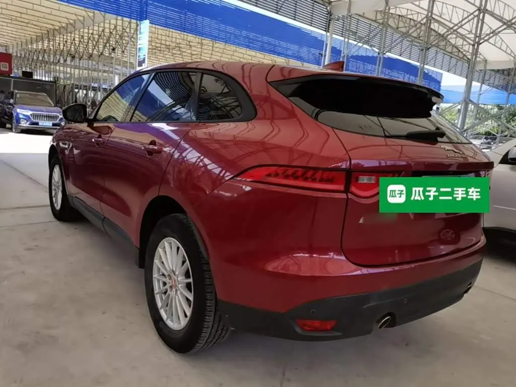 Jaguar F-PACE 2018 — Фото 4/19