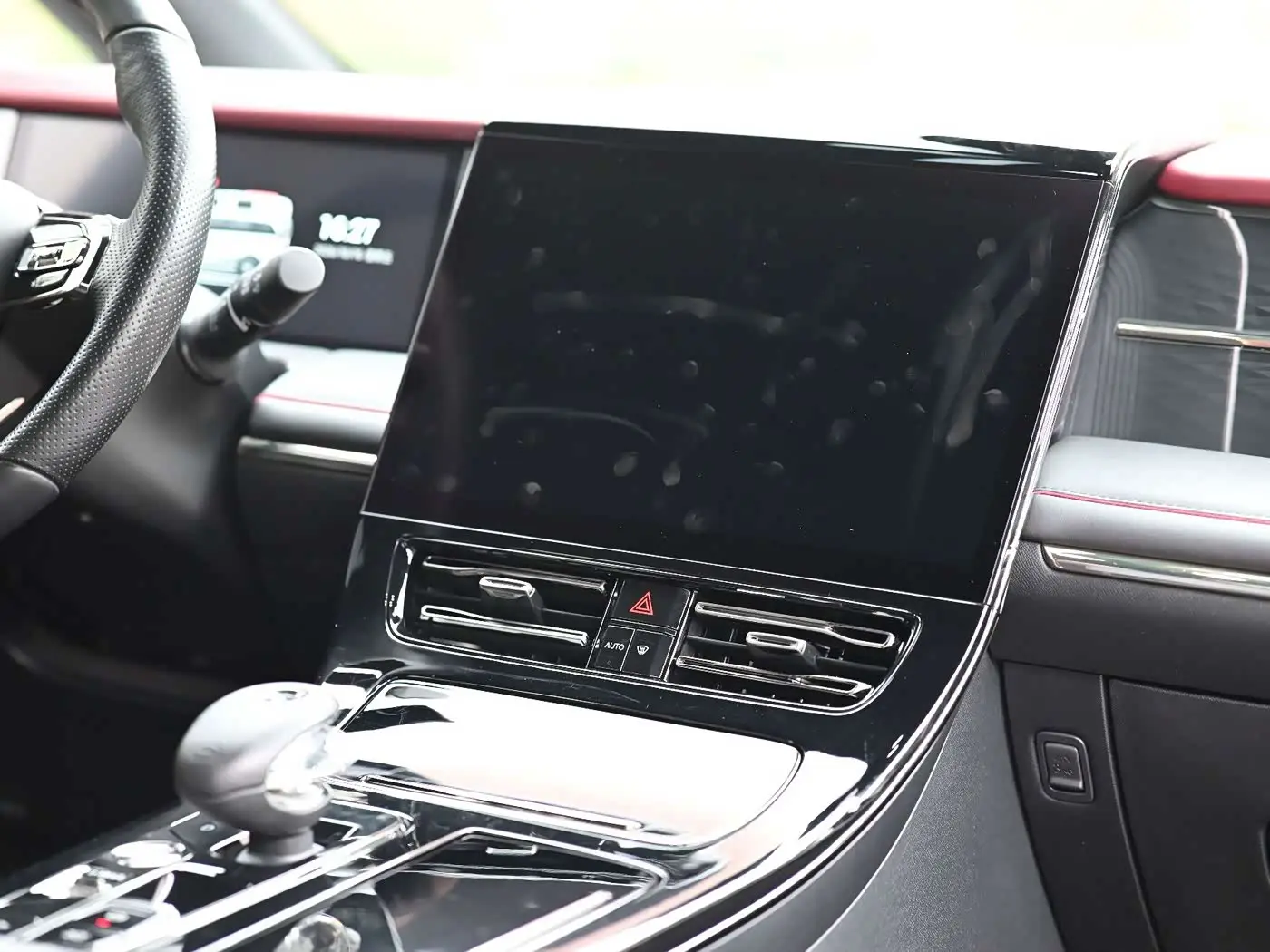 GAC Trumpchi Trumpchi M8 2024 — Фото 8/18