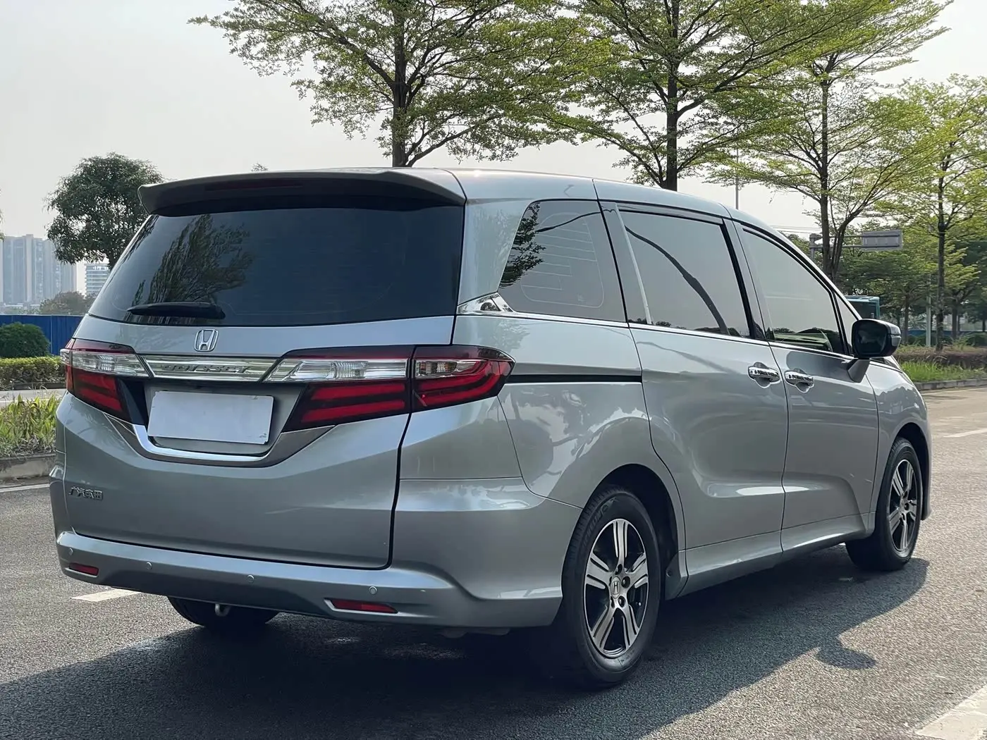Honda Odyssey 2018 — Şəkil 5/20