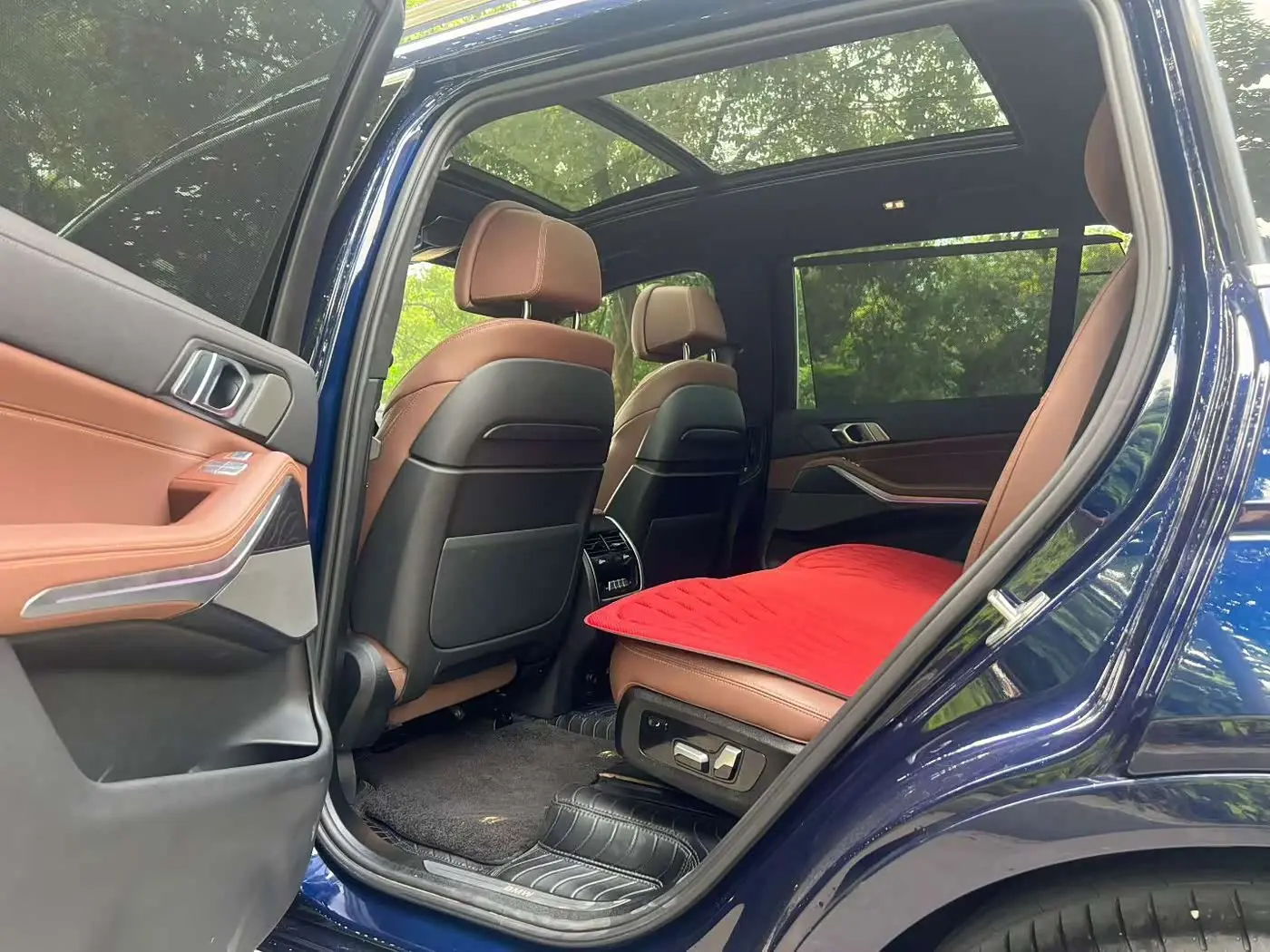 BMW X7 2023 — Photo 6/9