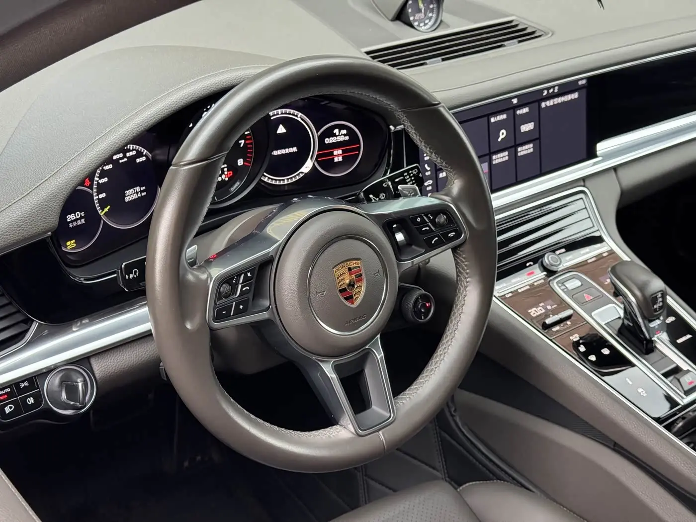 Porsche Panamera New Energy 2020 — Фото 17/20