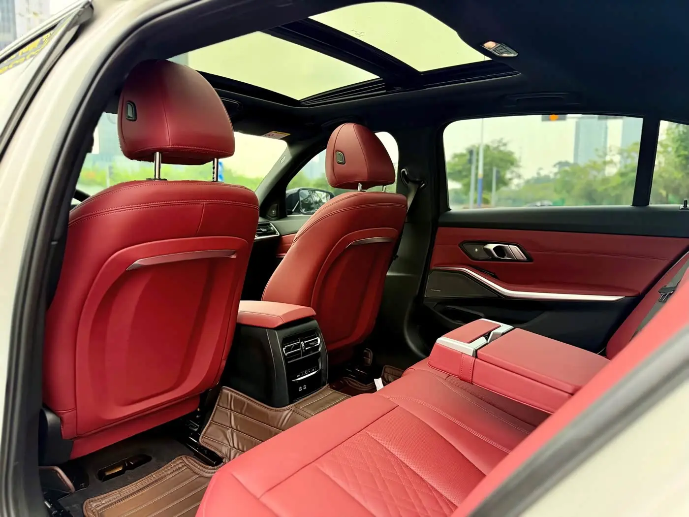 BMW 3 Series 2023 — Şəkil 14/20