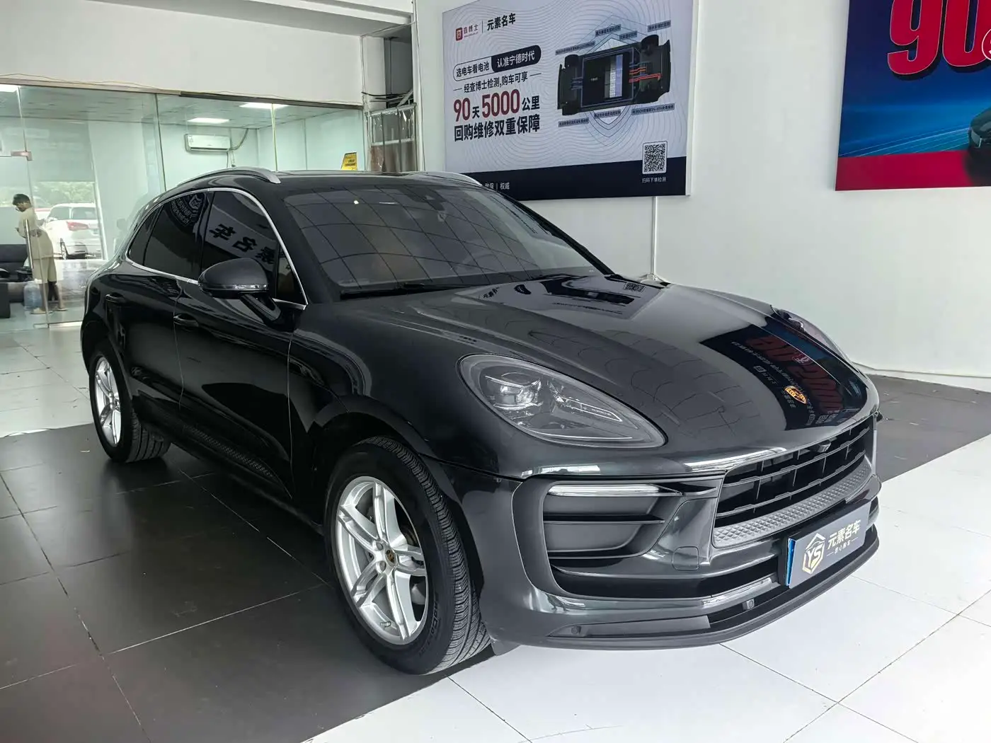 Porsche Macan, 2022