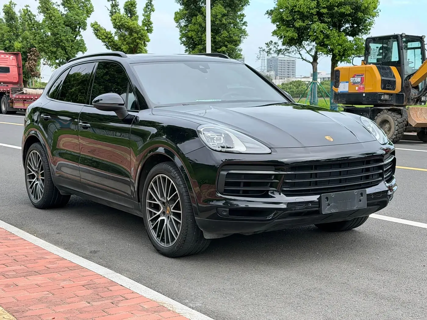 Porsche Cayenne 2020 — Photo 3/19