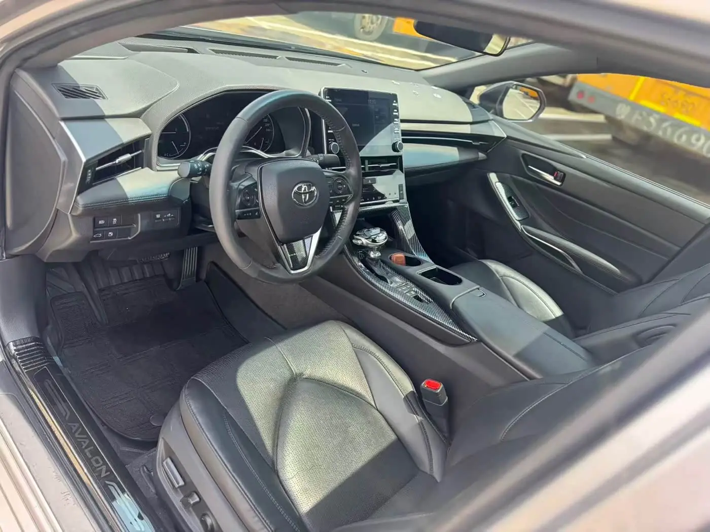 Toyota Avalon 2022 — Şəkil 4/9