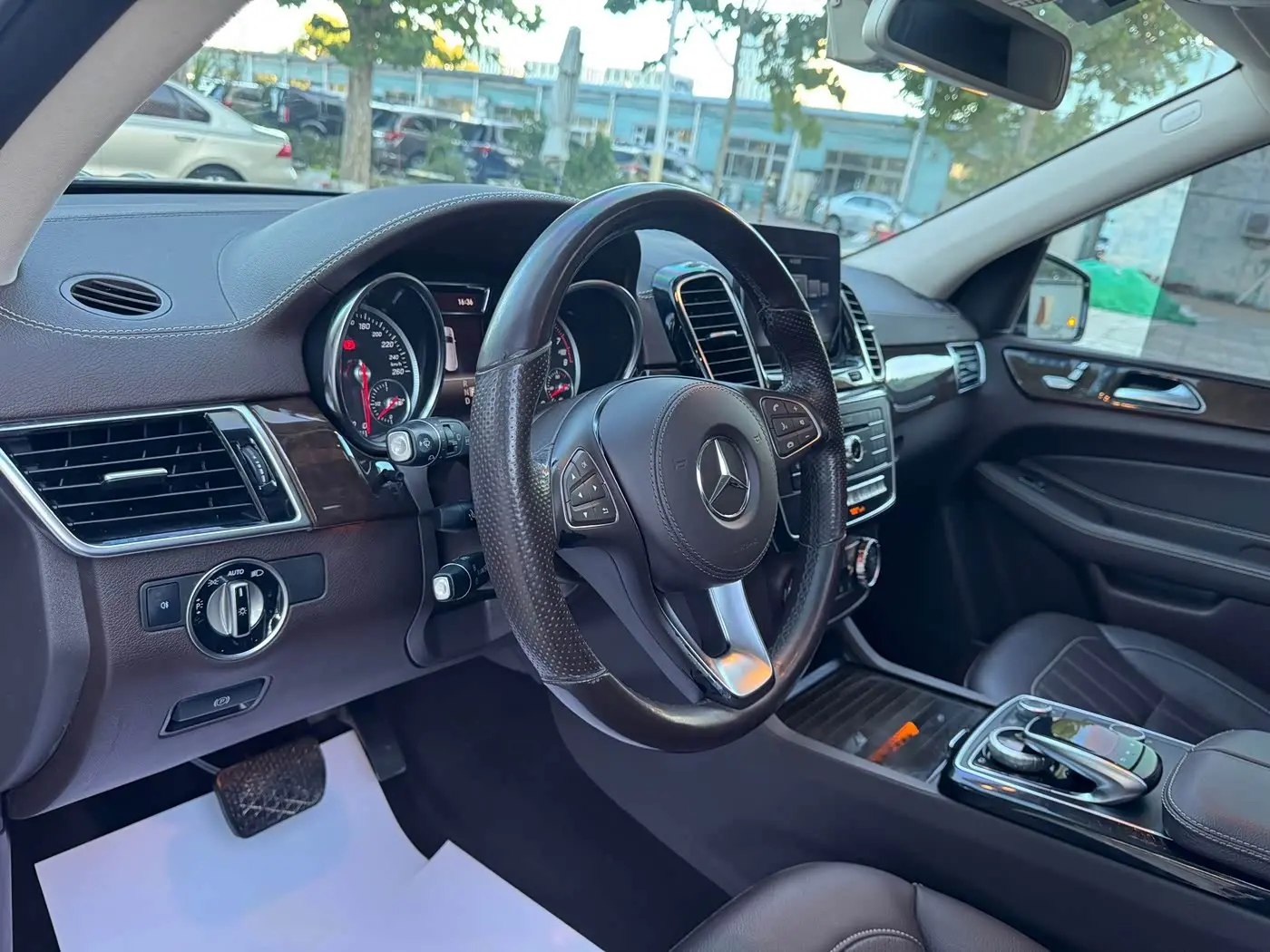 Mercedes-Benz GLS 2019 — Фото 12/20