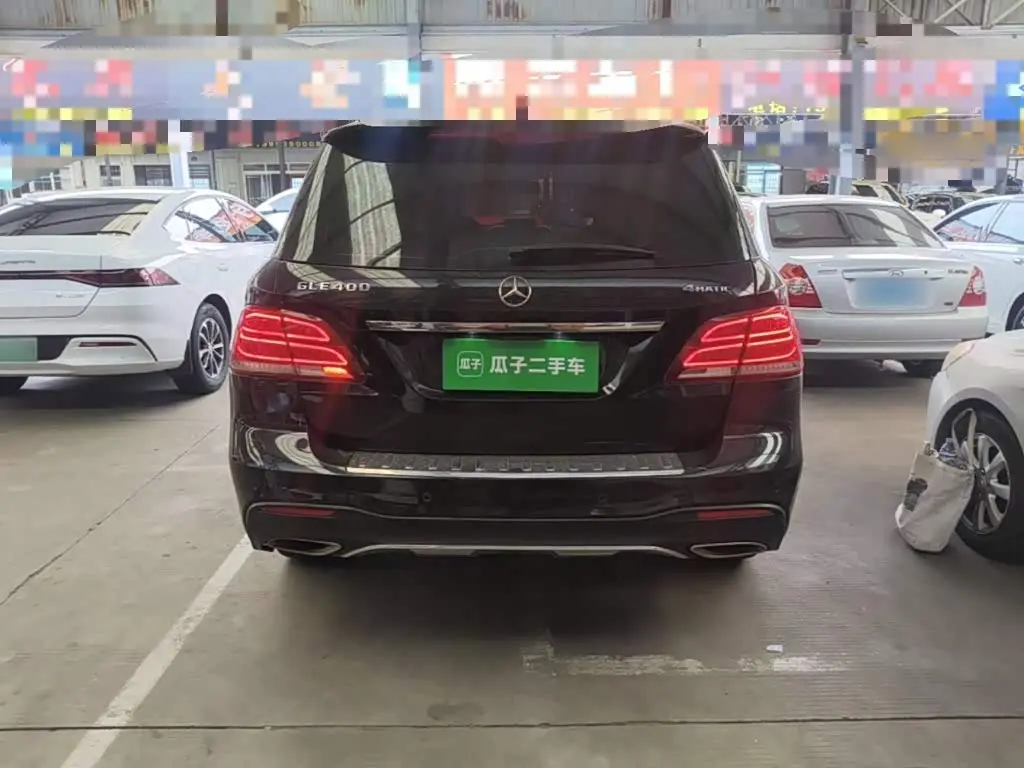 Mercedes-Benz GLE 2018 — Фото 6/20