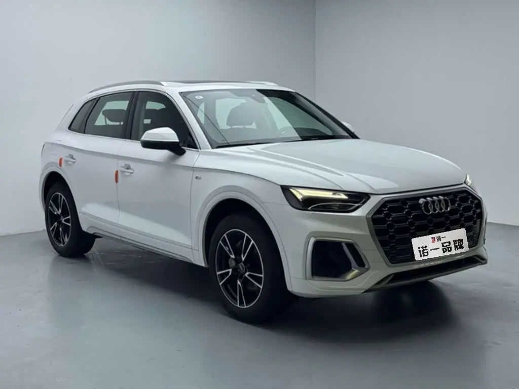 Audi Q5L 2025 — Фото 3/9