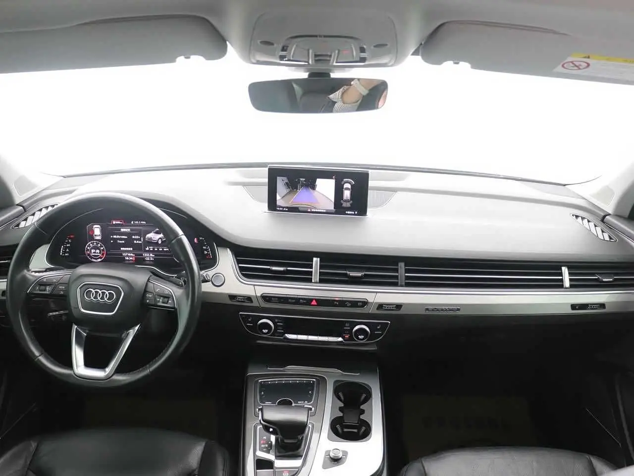 Audi Q7 2018 — Şəkil 8/16