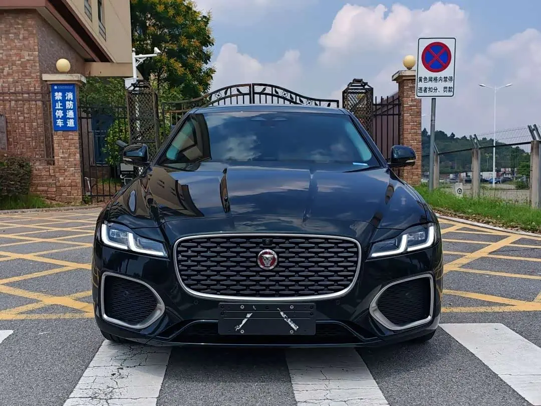 Jaguar XFL 2024 — Фото 1/14