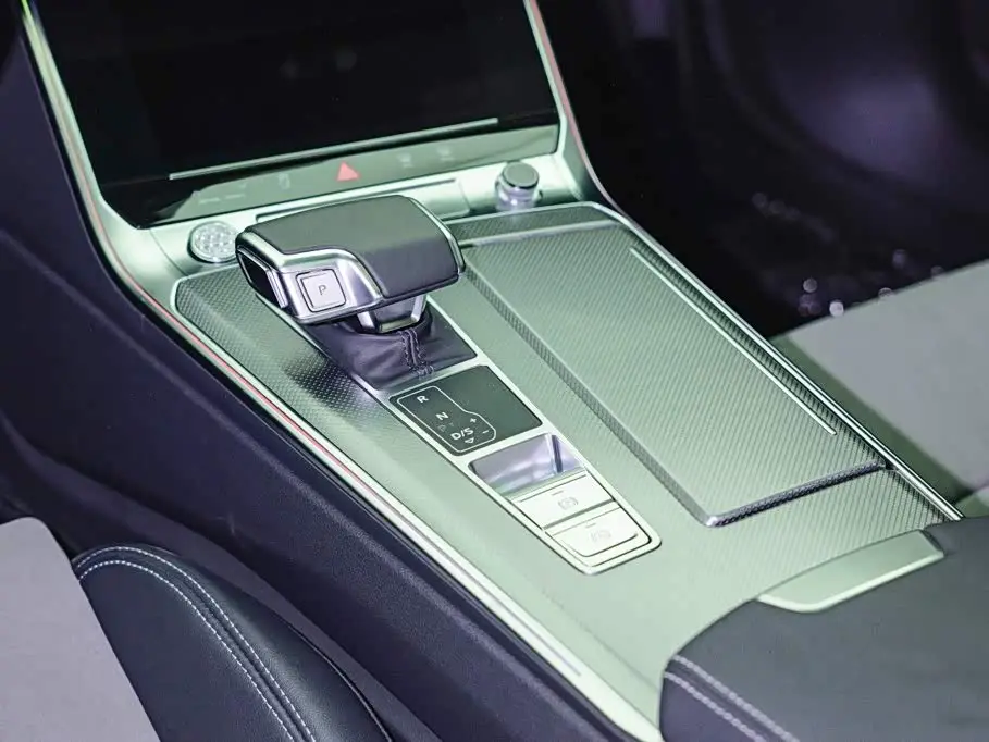 Audi A6L 2024 — Şəkil 11/20