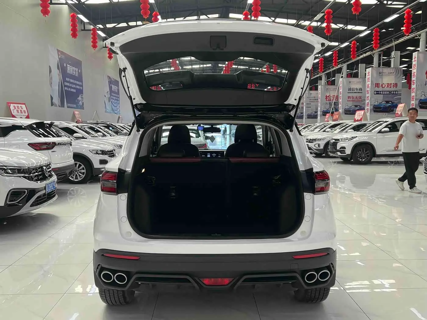 Geely Binyue 2022 — Photo 19/20