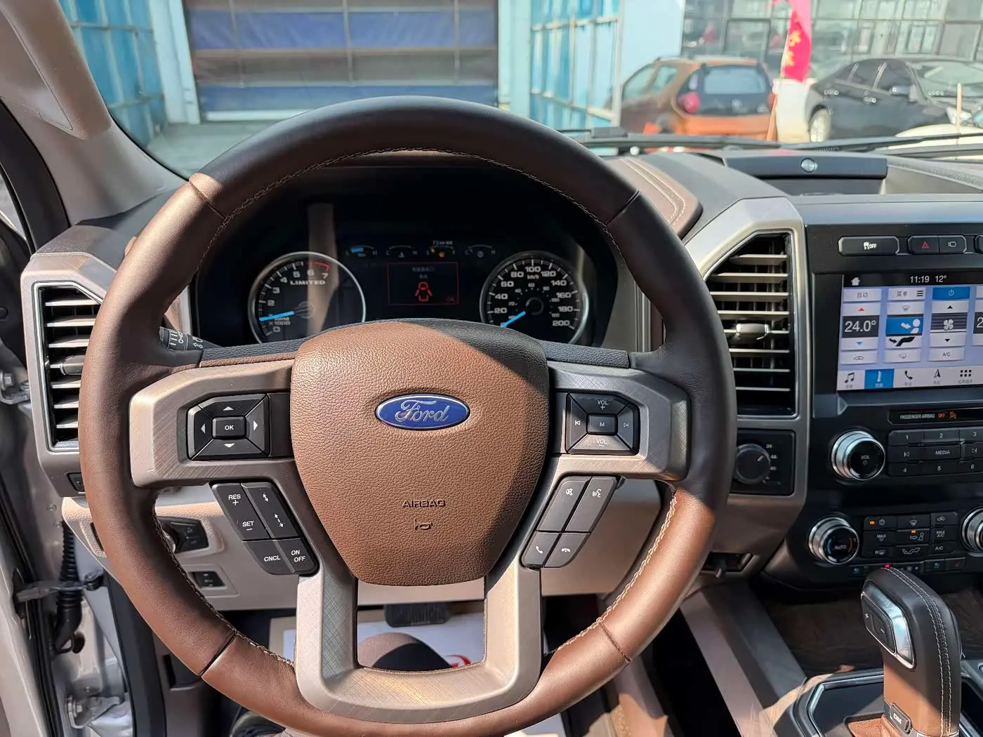 Ford F-150 Raptor 2020 — Şəkil 10/18