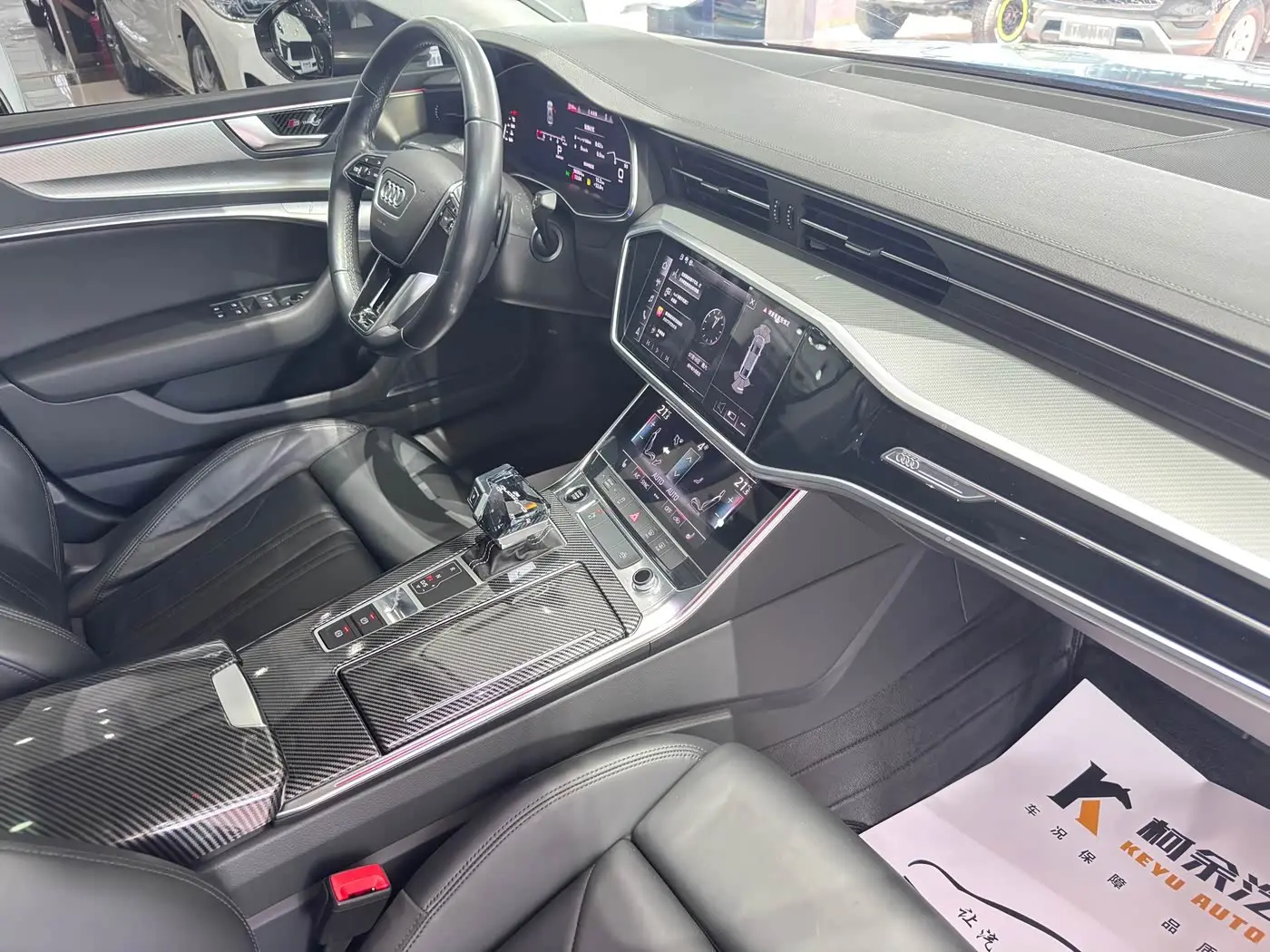 Audi A7 2021 — Фото 11/16