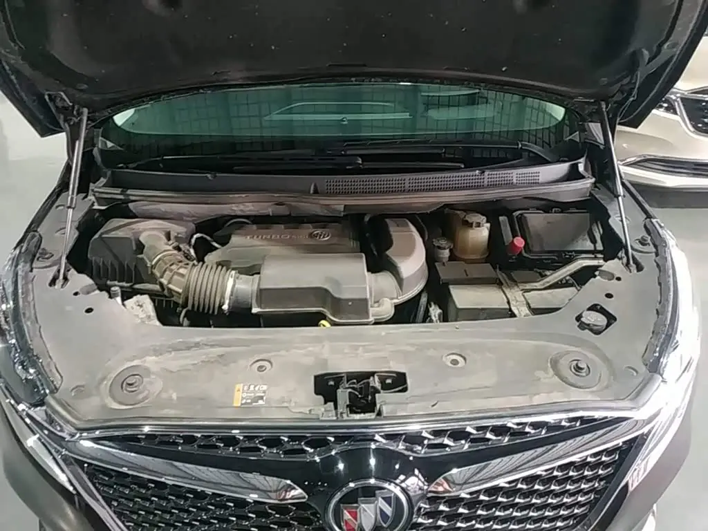 Buick GL8 2022 — Şəkil 20/20