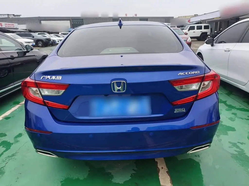 Honda Accord 2020 — Фото 4/20