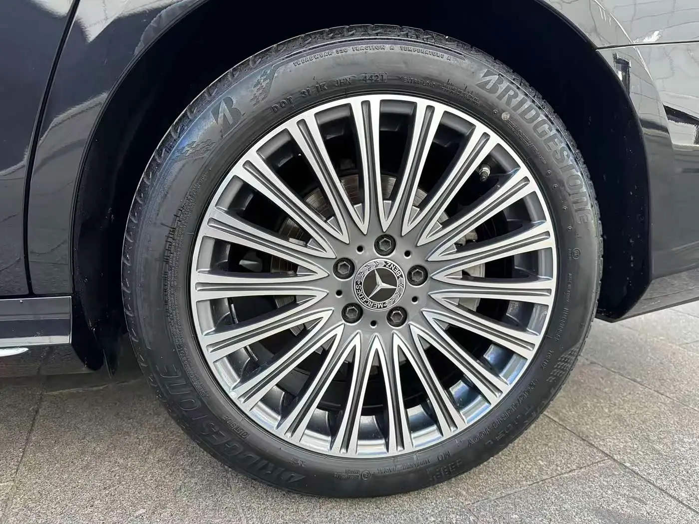Mercedes-Benz E-Class 2022 — Şəkil 19/20