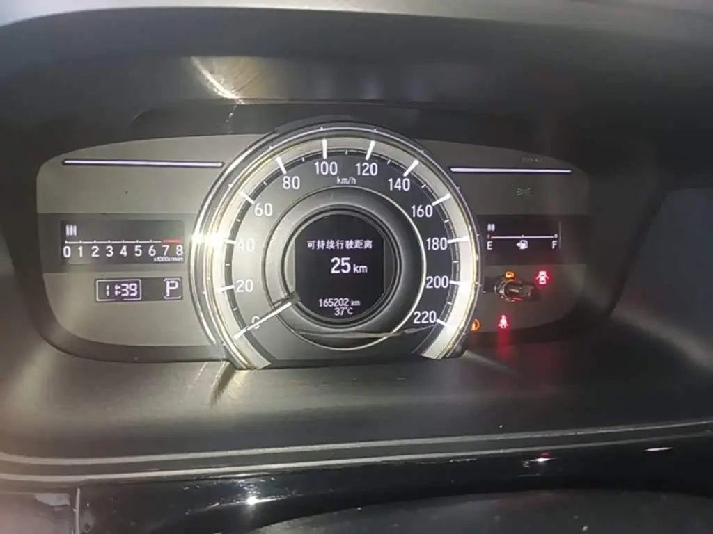 Honda Elysion 2018 — Şəkil 12/20