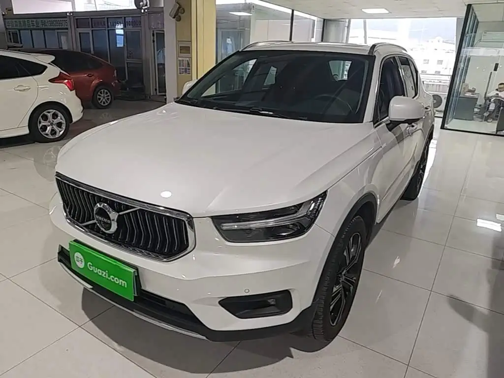 Volvo XC40, 2021
