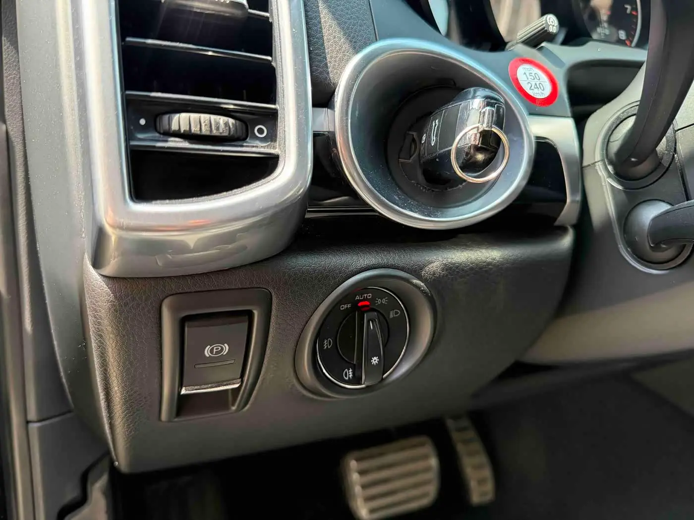 Porsche Cayenne 2014 — Photo 7/20