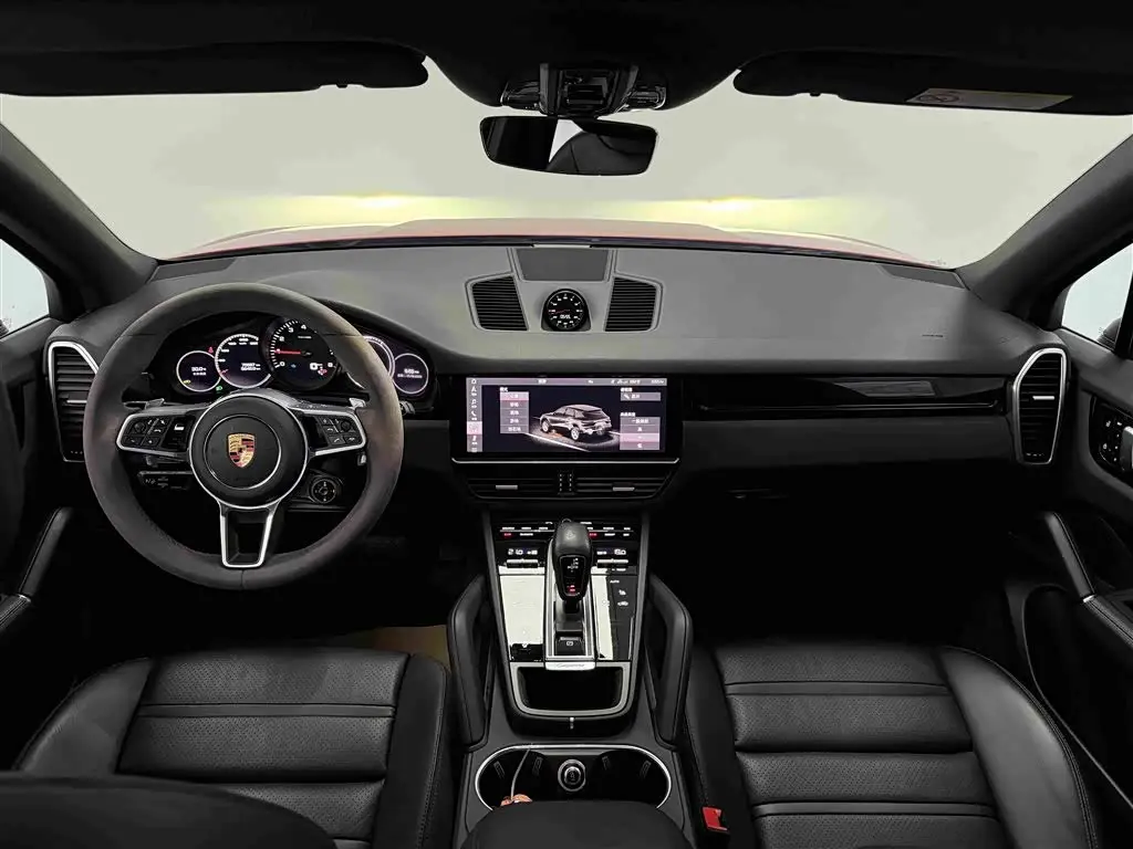 Porsche Cayenne 2021 — Photo 5/20