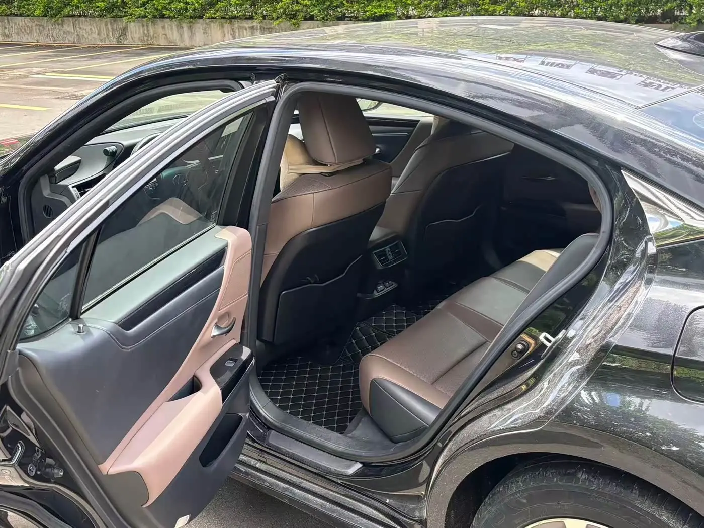 Lexus ES 2022 — Şəkil 5/8