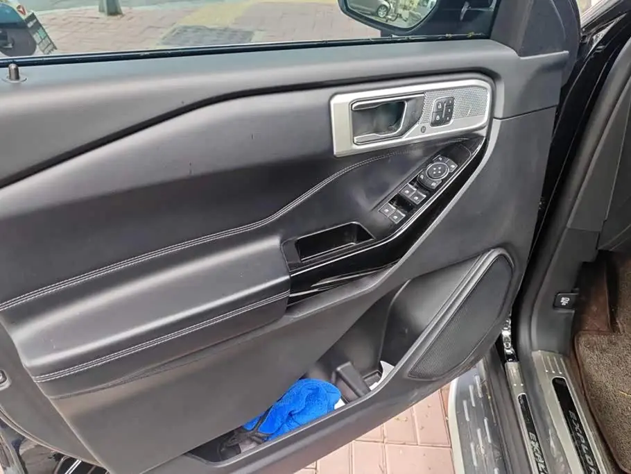 Ford Explorer 2022 — Şəkil 7/16